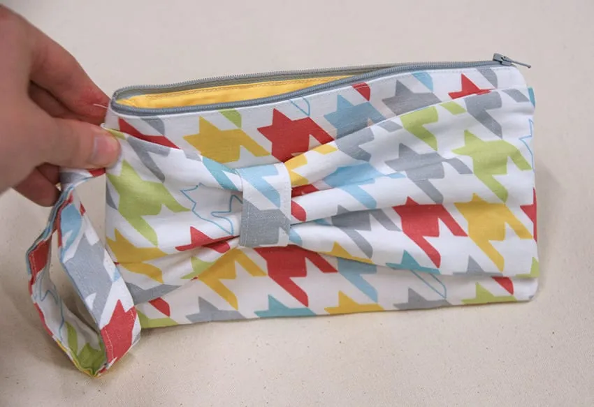 "Houndstooth" fabric available here. (I opted for the cotton-linen canvas)